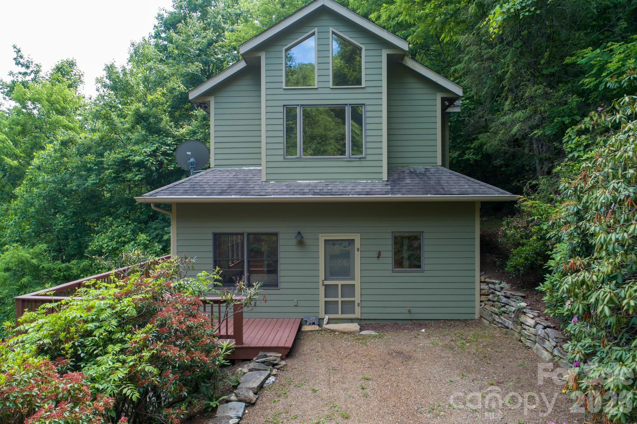 1299 Pine Ridge Road Burnsville, NC 28714 - Photo 19 of 26