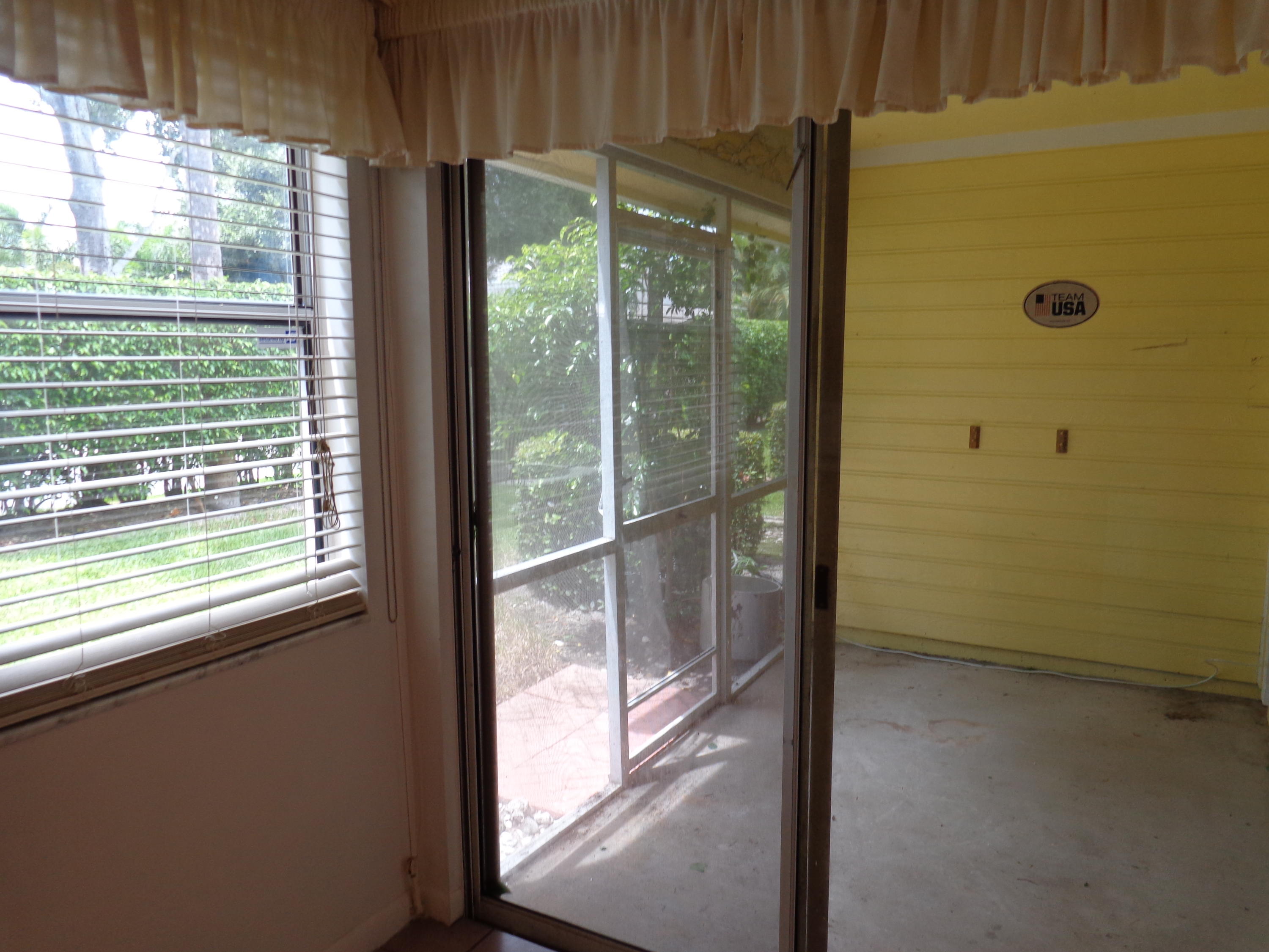 5322 Sapphire Valley Boca Raton, FL 33431 - Photo 5 of 7 a view of a bathroom
