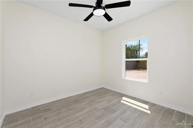 a view of a window in an empty room