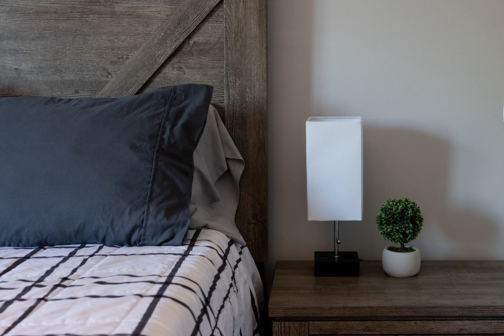 1015 North River Road McHenry, IL 60051 - Photo 22 of 31