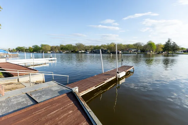 $499,900 | 1015 North River Road, McHenry, IL 60051