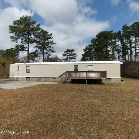 $1,200 | 110 Poston Drive, Swansboro, NC 28584