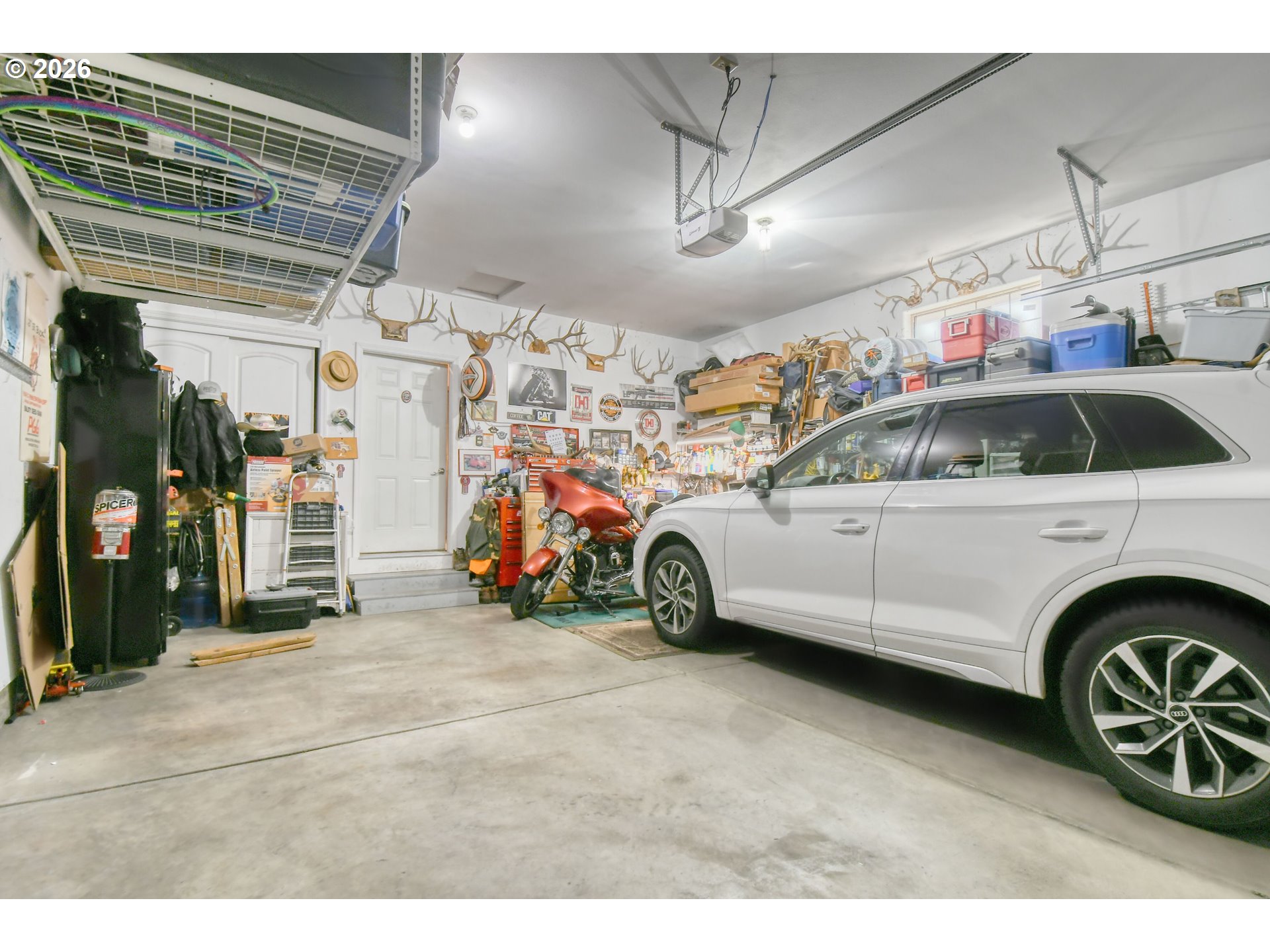 2175 Northwest Gilliam Avenue Pendleton, OR 97801 - Photo 27 of 36 a view of parking garage with cars and garage