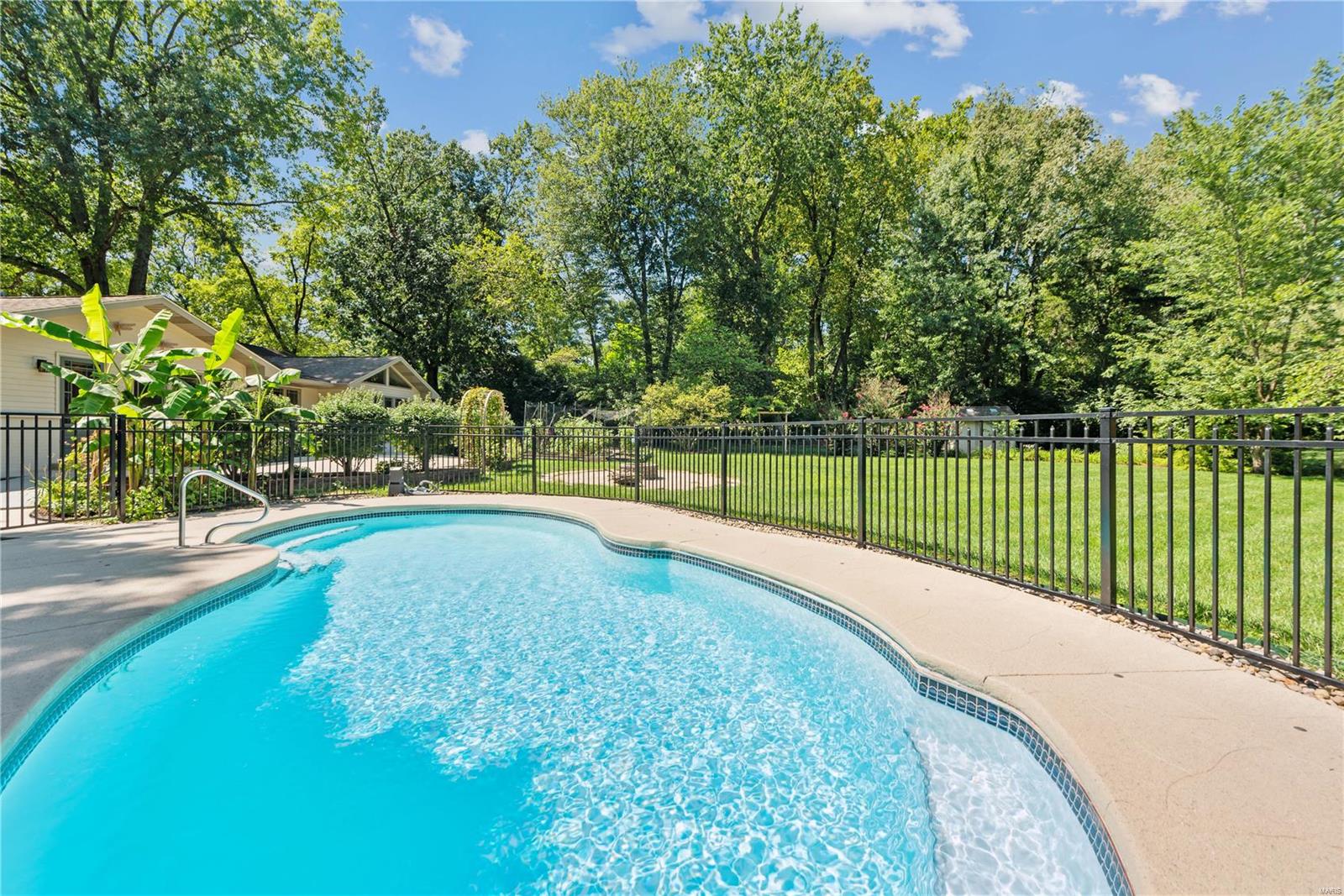 49 Woodcrest Drive St. Louis, MO 63124 - Photo 25 of 27