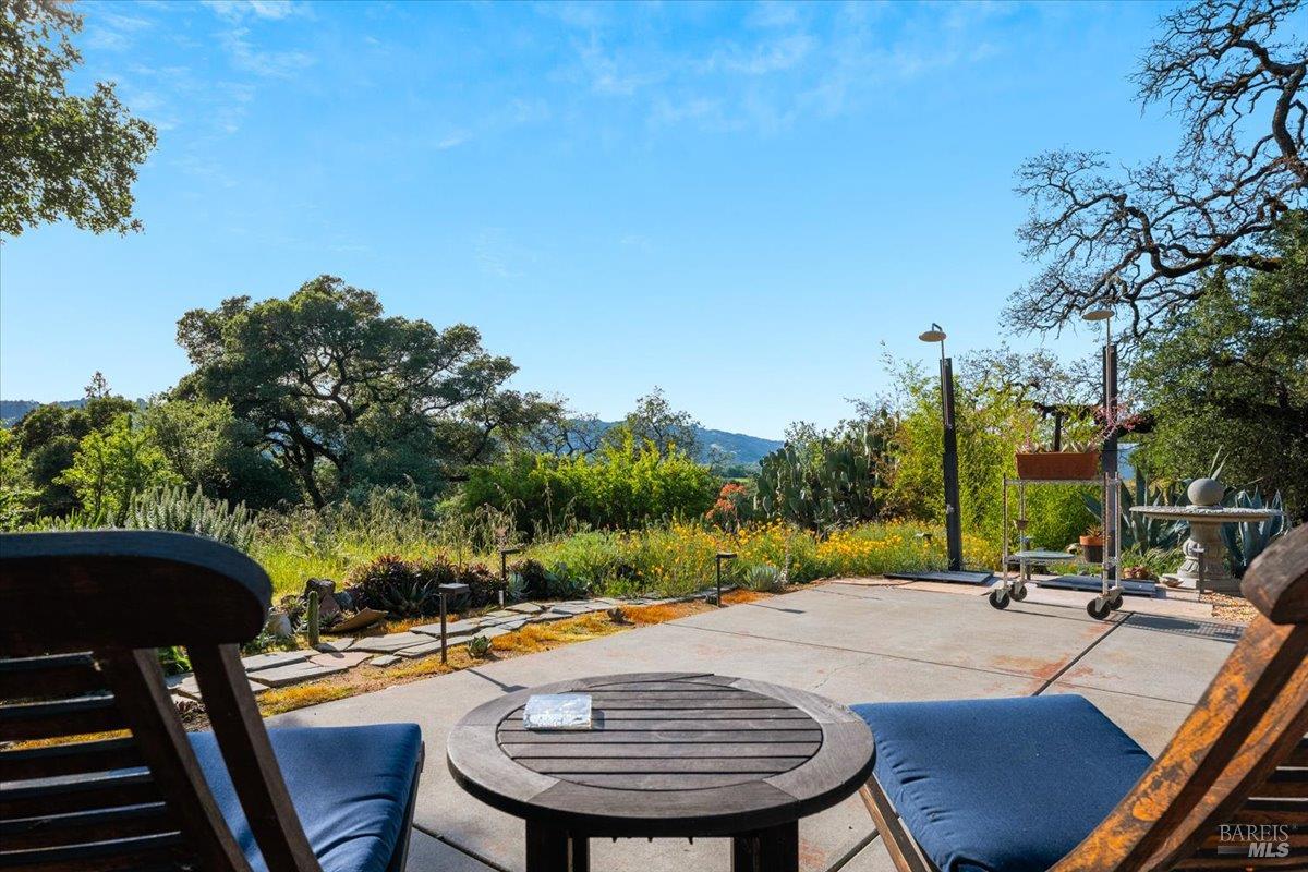 27650 River Road Cloverdale, CA 95425 - Photo 8 of 58