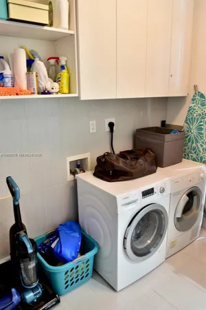 $24,000 | 17475 Collins Avenue, Unit 2802, Sunny Isles Beach, FL 33160
