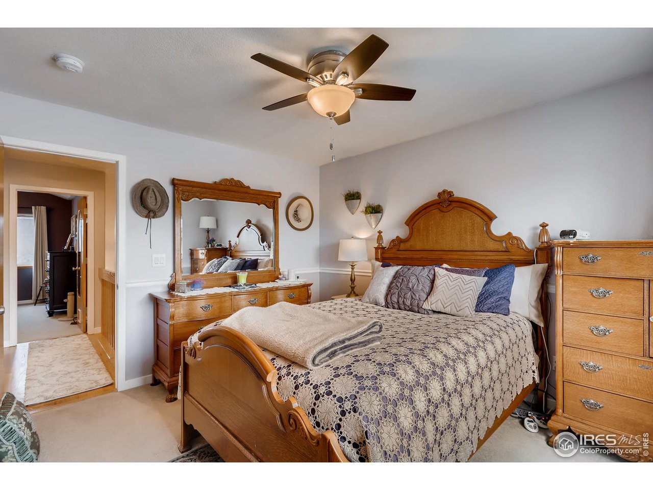 513 Ridgeview Drive Louisville, CO 80027 - Photo 15 of 25 Upper Level Master Bedroom w/ NEW ceiling fan