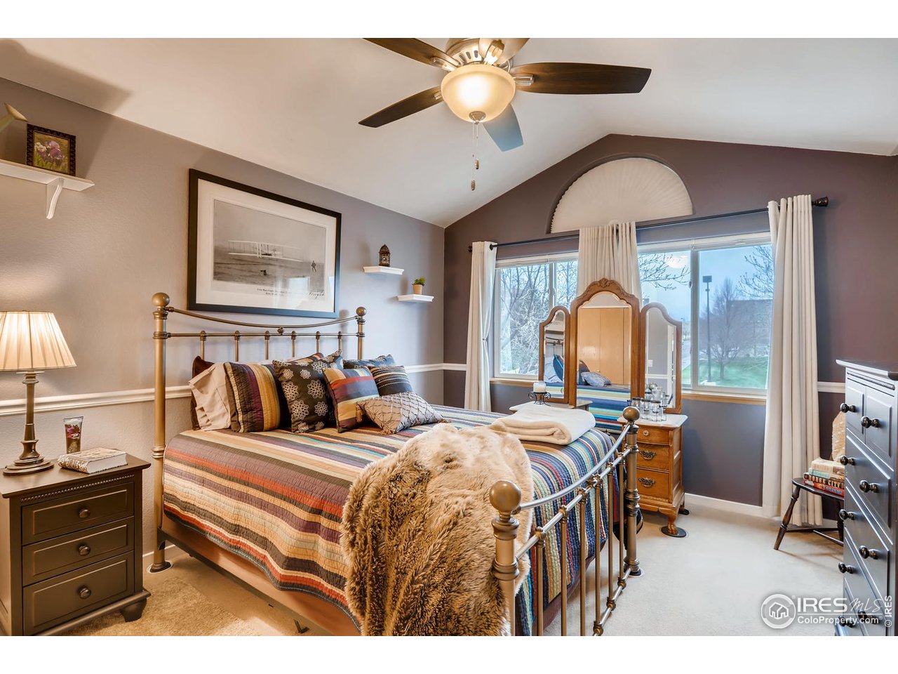 513 Ridgeview Drive Louisville, CO 80027 - Photo 17 of 25 Upper Level 2nd Bedroom w/ mountain VIEW