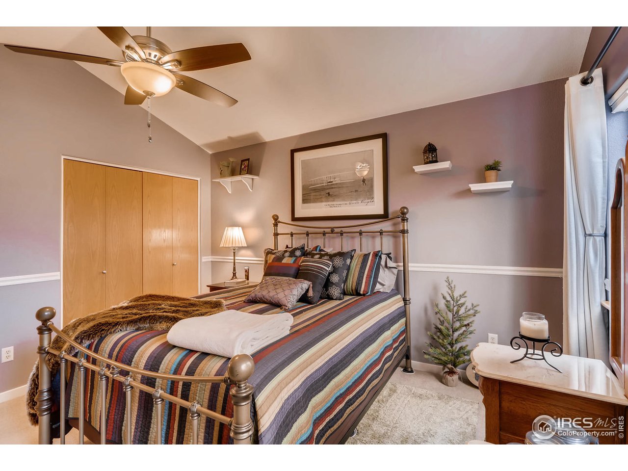 513 Ridgeview Drive Louisville, CO 80027 - Photo 19 of 25 Upper Level 2nd Bedroom
