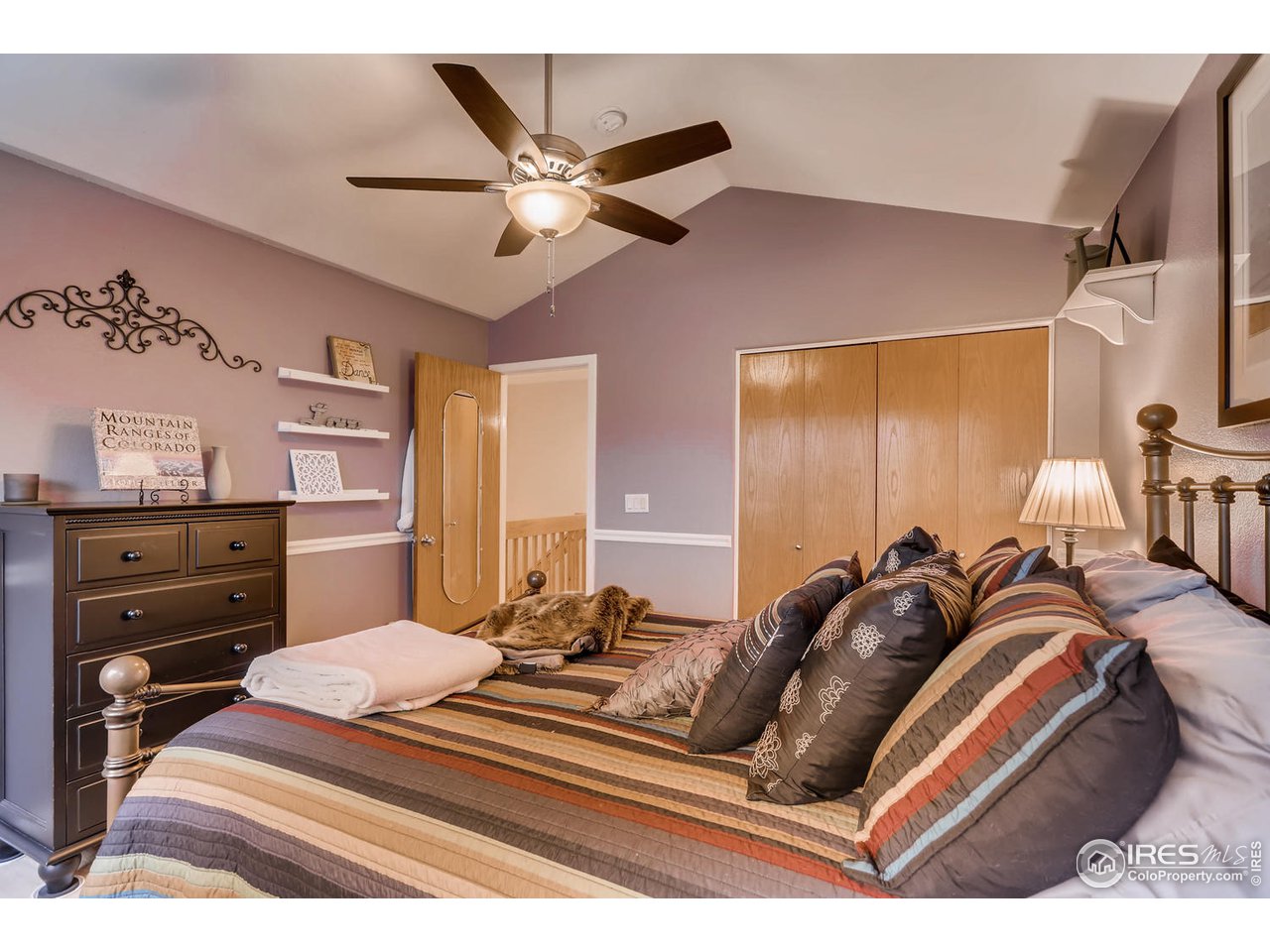513 Ridgeview Drive Louisville, CO 80027 - Photo 20 of 25 2nd Floor Bedroom w/ vaulted ceiling & NEW fan