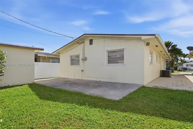 $495,000 | 10551 Southwest 27th Street, Miami, FL 33165