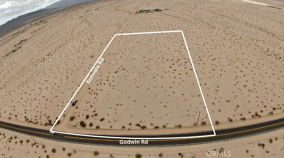 79256 Godwin Road Twentynine Palms, CA 92277 - Photo 3 of 6 a view of painting on the wall