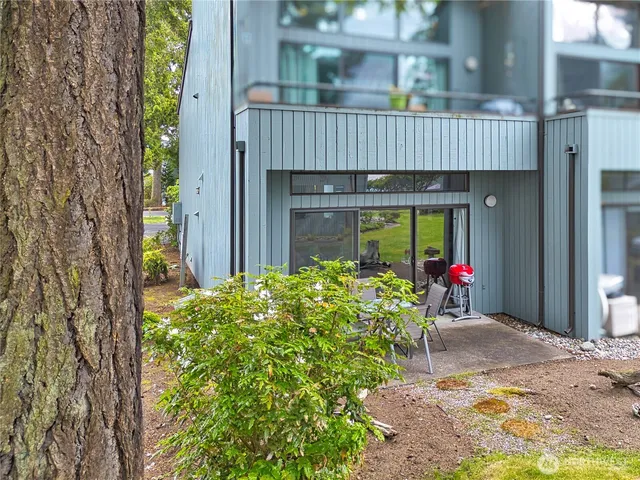 $320,000 | 7806 Birch Bay Drive, Unit 1007, Blaine, WA 98230