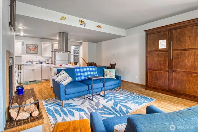 $320,000 | 7806 Birch Bay Drive, Unit 1007, Blaine, WA 98230