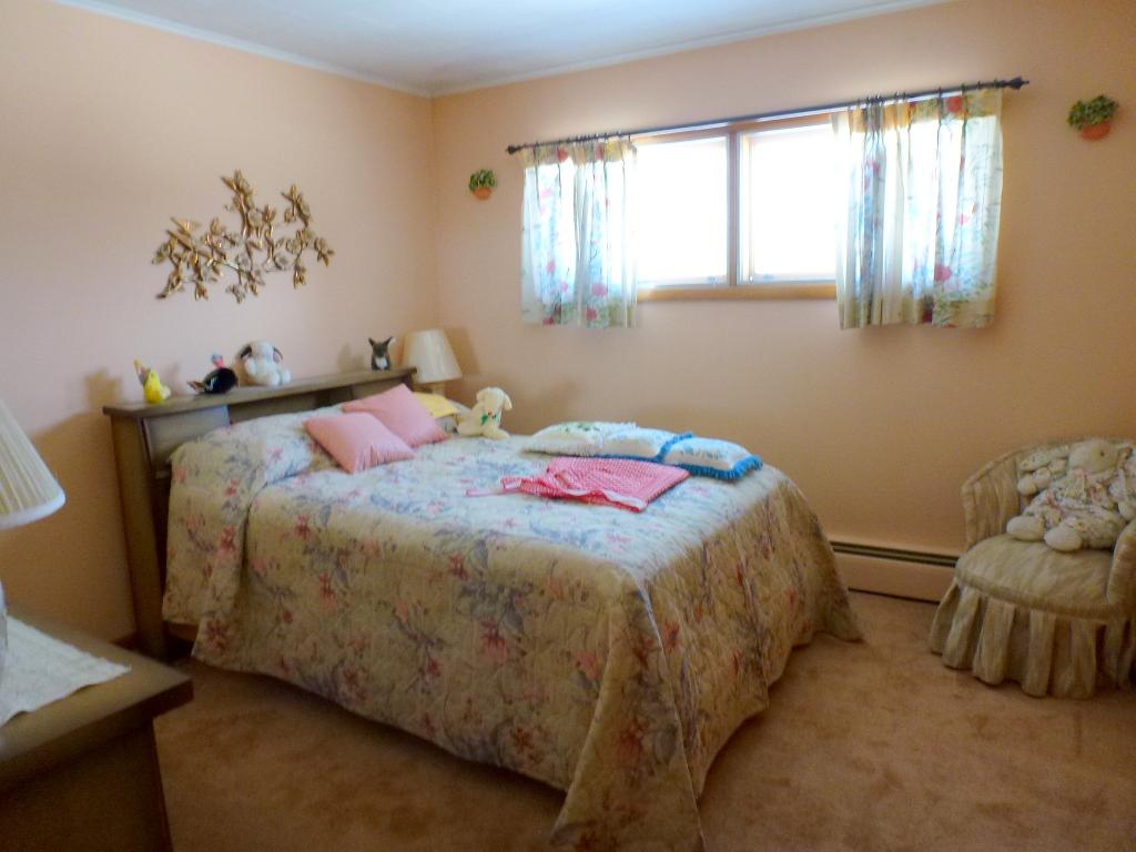 744 Campbell Road Rutland Town, VT 05701 - Photo 6 of 12