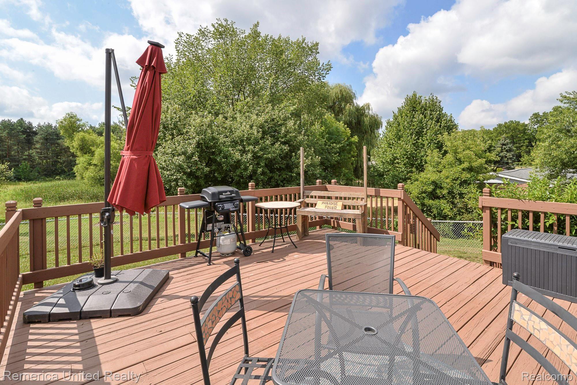 1285 West Cook Road Grand Blanc, MI 48439 - Photo 37 of 47 DSC_8.jpg