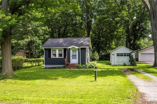 $159,900 | 6983 Schuyler Drive, Evans, NY 14047