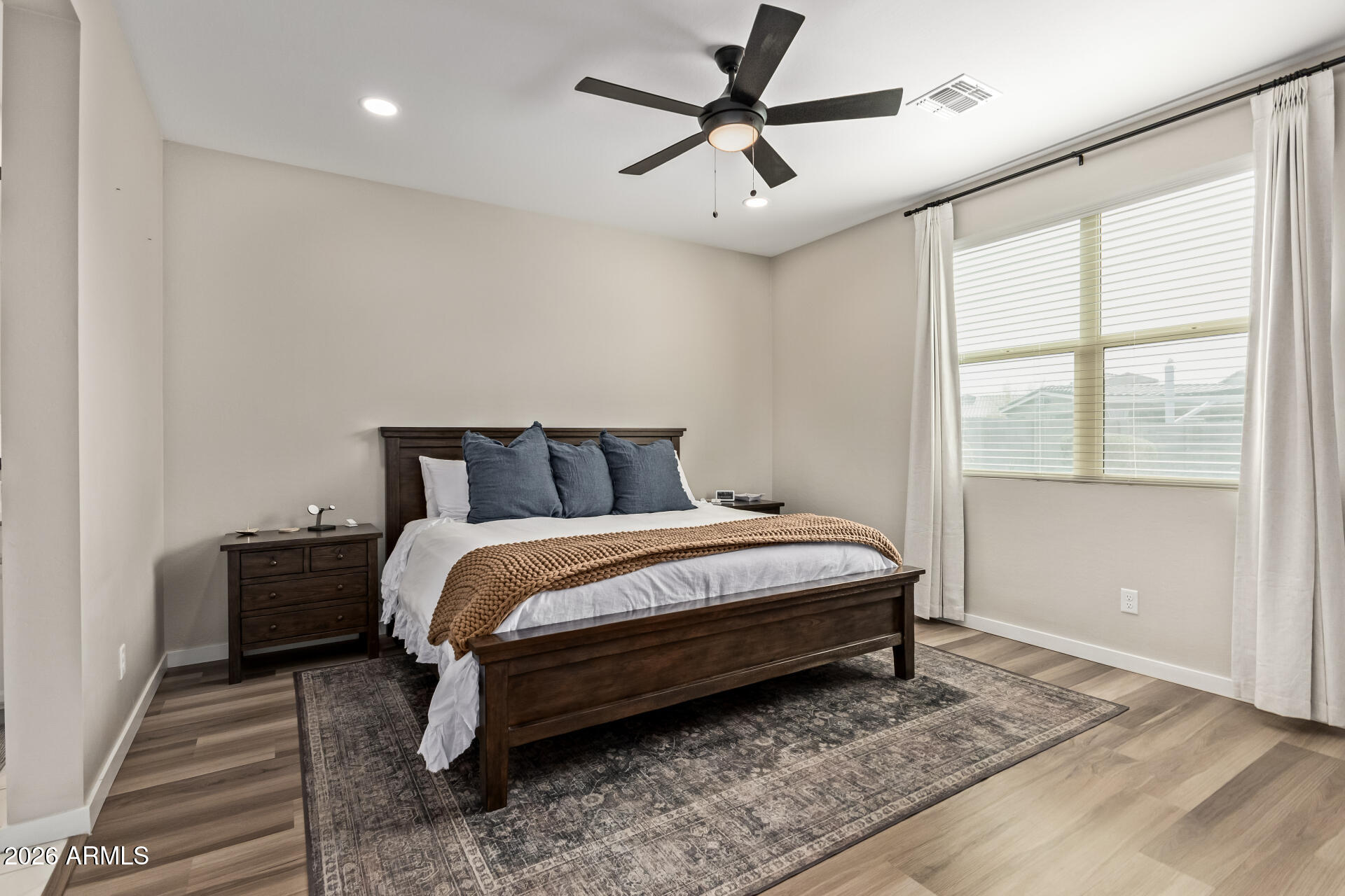 14041 West Monte Vista Road Goodyear, AZ 85395 - Photo 17 of 38