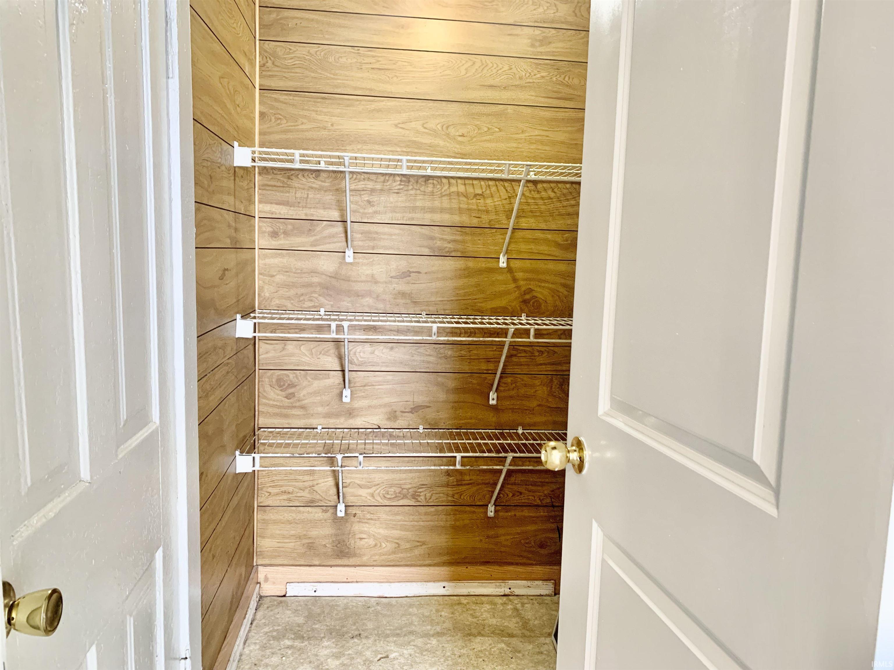 1007 Mason Street Elkhart, IN 46516 - Photo 7 of 17