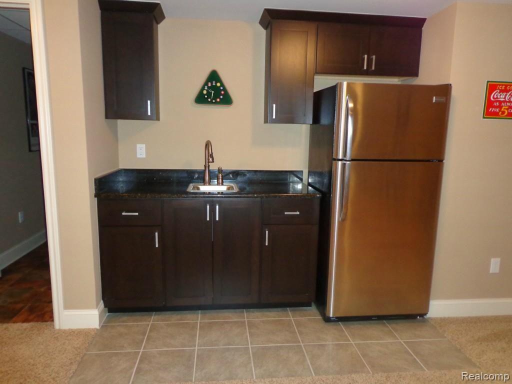 752 Quarry Drive Rochester, MI 48306 - Photo 20 of 28 DSC00894.jpg