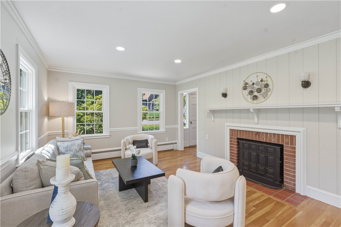 3 Sundale Road Cranston, RI 02921 - Photo 14 of 50