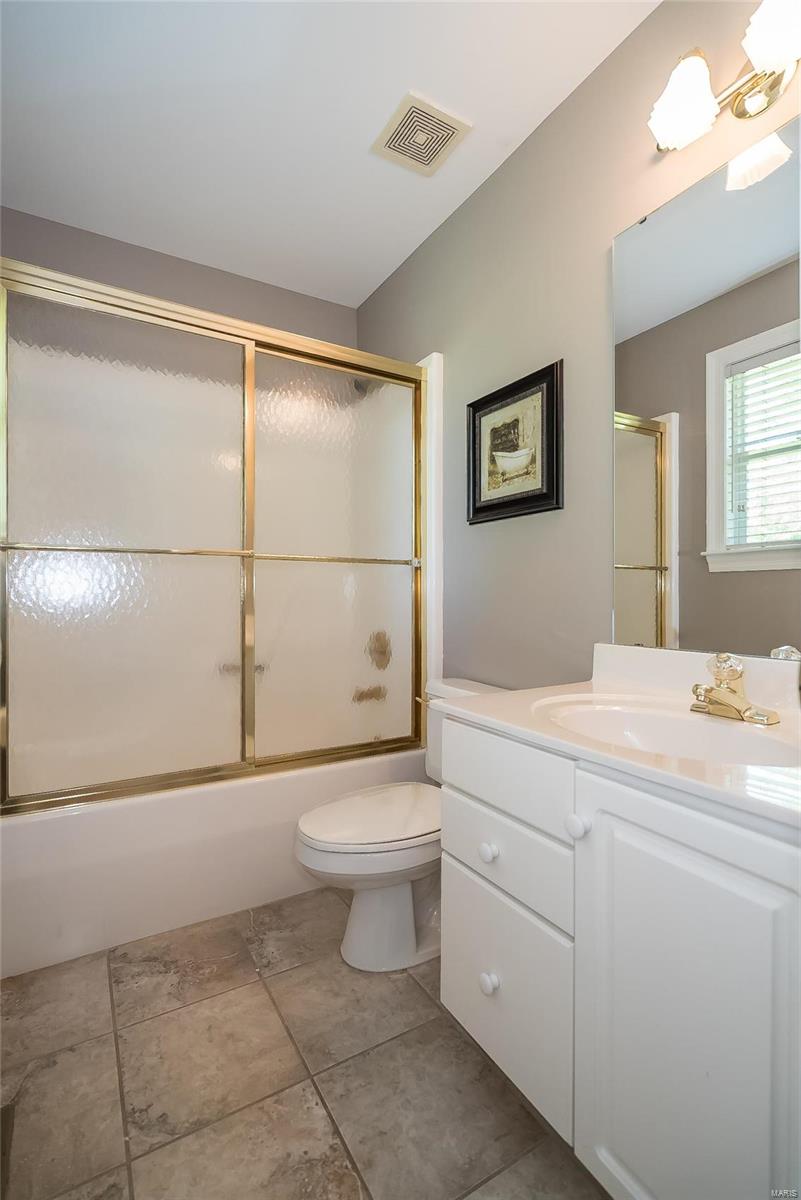 17212 Bluffview Ridge Place Chesterfield, MO 63005 - Photo 35 of 60