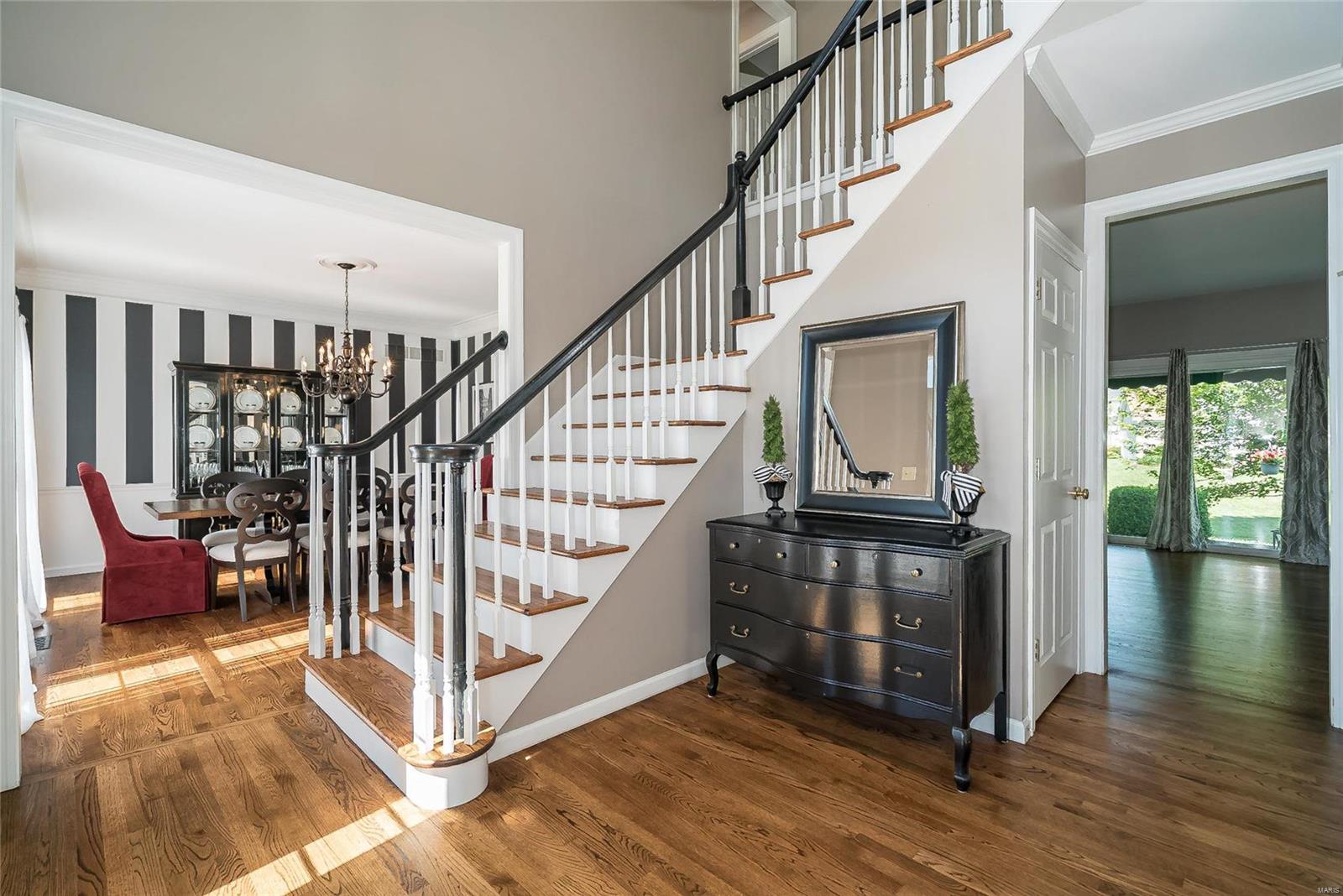 17212 Bluffview Ridge Place Chesterfield, MO 63005 - Photo 7 of 60