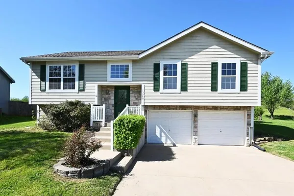 $354,000 | 15380 Northwest 137th Street, Platte City, MO 64079