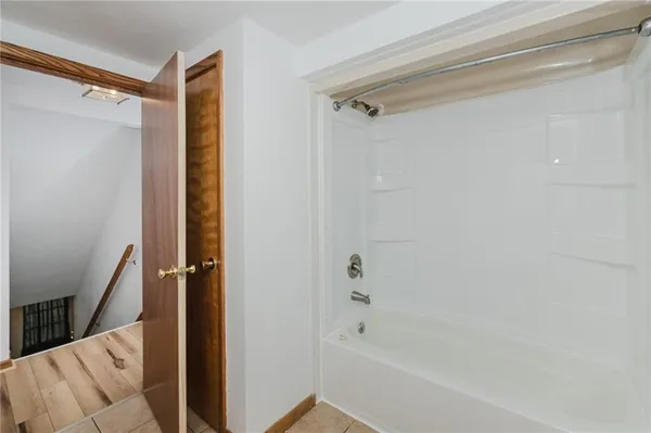 $1,550 | 610 West Philadelphia Street Extension, Armagh, PA 15920