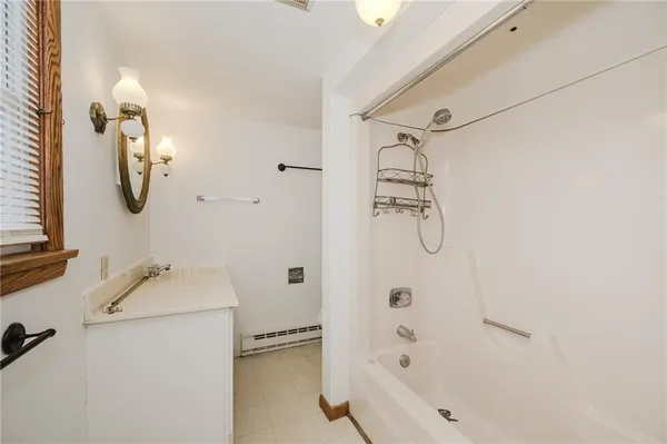 $1,550 | 610 West Philadelphia Street Extension, Armagh, PA 15920