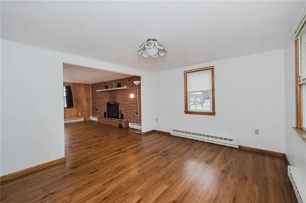 $1,550 | 610 West Philadelphia Street Extension, Armagh, PA 15920