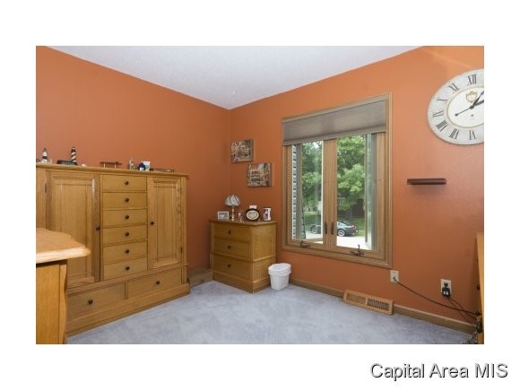 2701 Interlacken Road Springfield, IL 62704 - Photo 11 of 24 Gallery Image 11