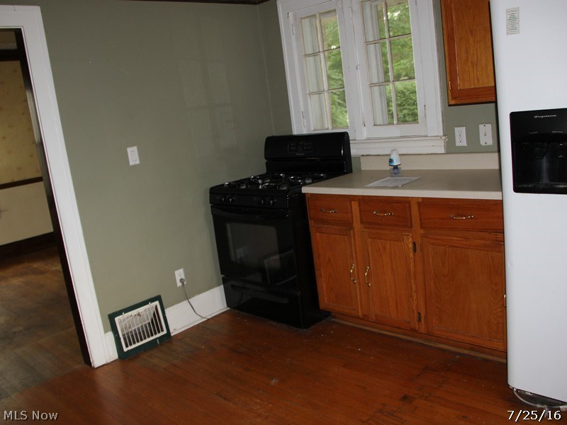 24 Hurst Road Painesville, OH 44077 - Photo 3 of 3 Gallery Image 3