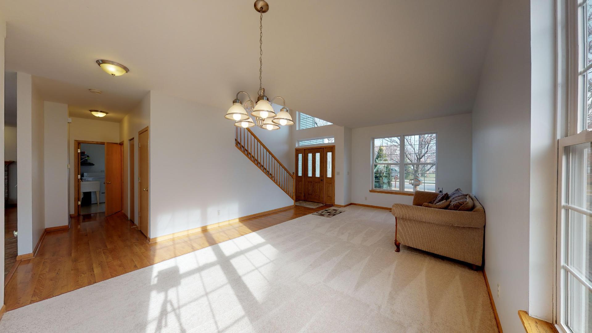 830 Myers Road Sugar Grove, IL 60554 - Photo 4 of 28