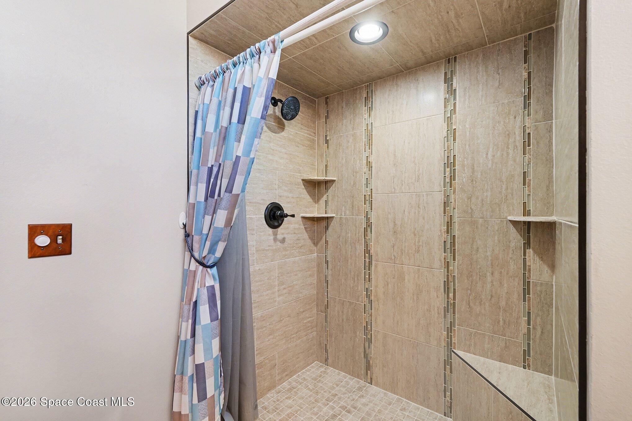 2653 Elliot Way, Unit 6 Melbourne, FL 32935 - Photo 15 of 29 022_file_4165