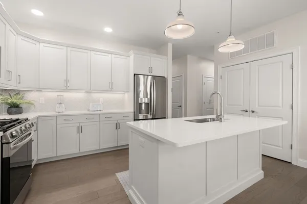 $690,000 | 3 Mariners Way, Unit 311, Plymouth, MA 02360