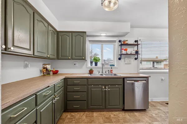 $425,000 | 733 Airway Avenue, Lewiston, ID 83501