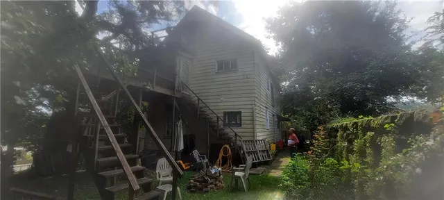 $59,900 | 412 Pine Street, Beaver Falls, PA 15010