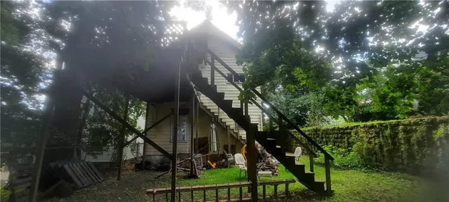 $59,900 | 412 Pine Street, Beaver Falls, PA 15010