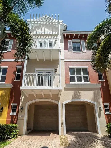 $2,900 | 2343 Vintage Drive, Unit 2343, Lighthouse Point, FL 33064