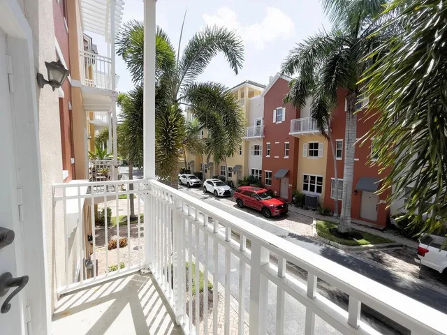 $2,900 | 2343 Vintage Drive, Unit 2343, Lighthouse Point, FL 33064