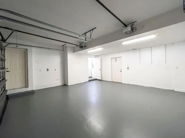 $2,900 | 2343 Vintage Drive, Unit 2343, Lighthouse Point, FL 33064