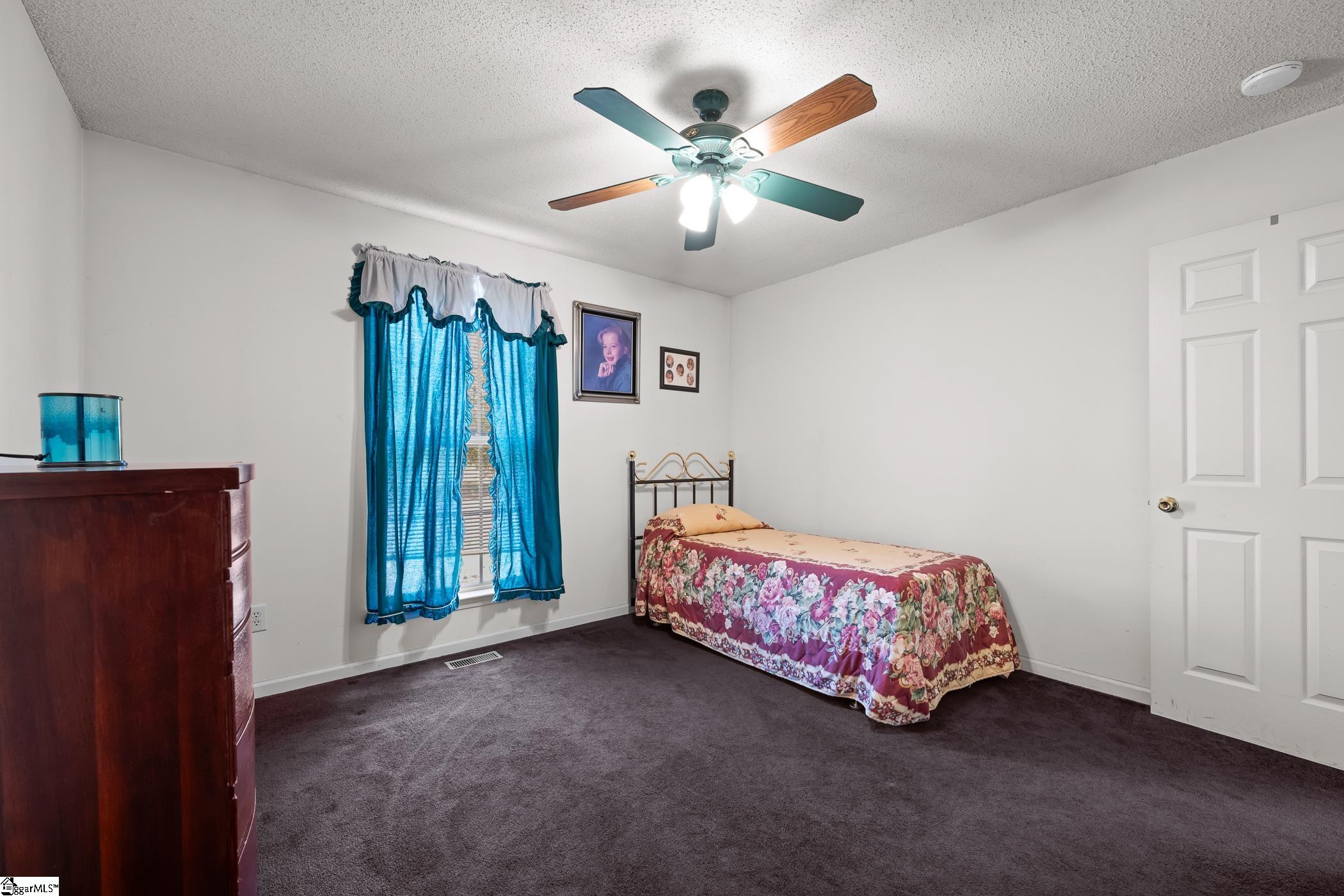 2883 North Highway 101 Greer, SC 29651 - Photo 18 of 40