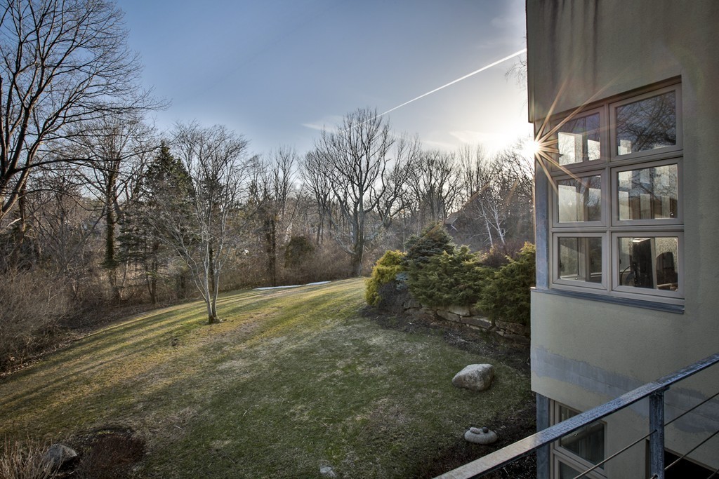 1 Folly Point Road Gloucester, MA 01930 - Photo 6 of 30 a view of a backyard