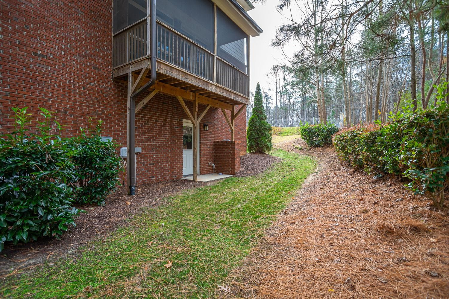 830 The Village Circle Raleigh, NC 27615 - Photo 31 of 34 Screen Porch