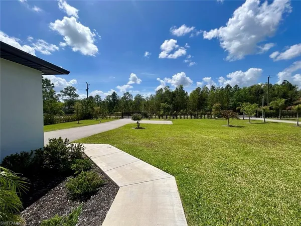 $3,400 | 3283 50th Avenue Northeast, Naples, FL 34120