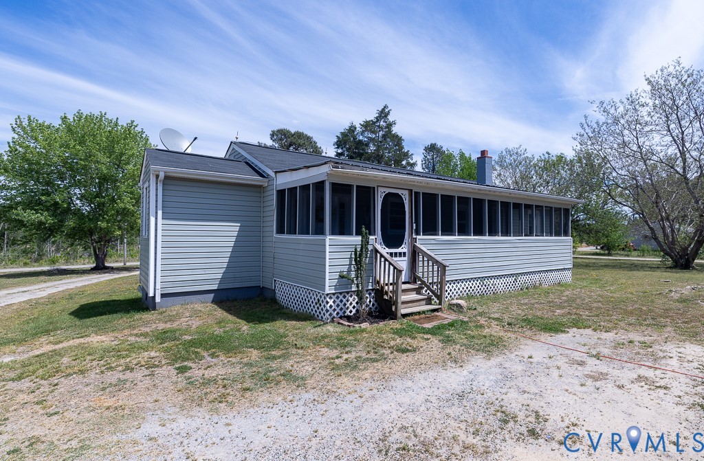 16102 Old Cryors Road McKenney, VA 23872 - Photo 3 of 28