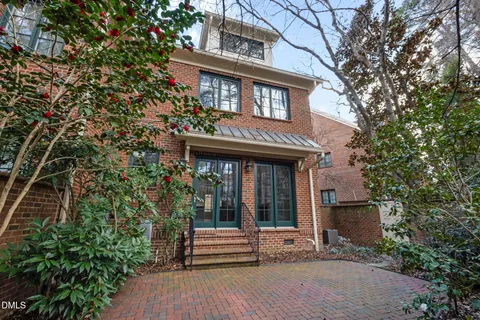 $825,000 | 215 Old Franklin Grove Drive, Chapel Hill, NC 27514