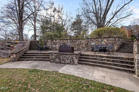 $825,000 | 215 Old Franklin Grove Drive, Chapel Hill, NC 27514