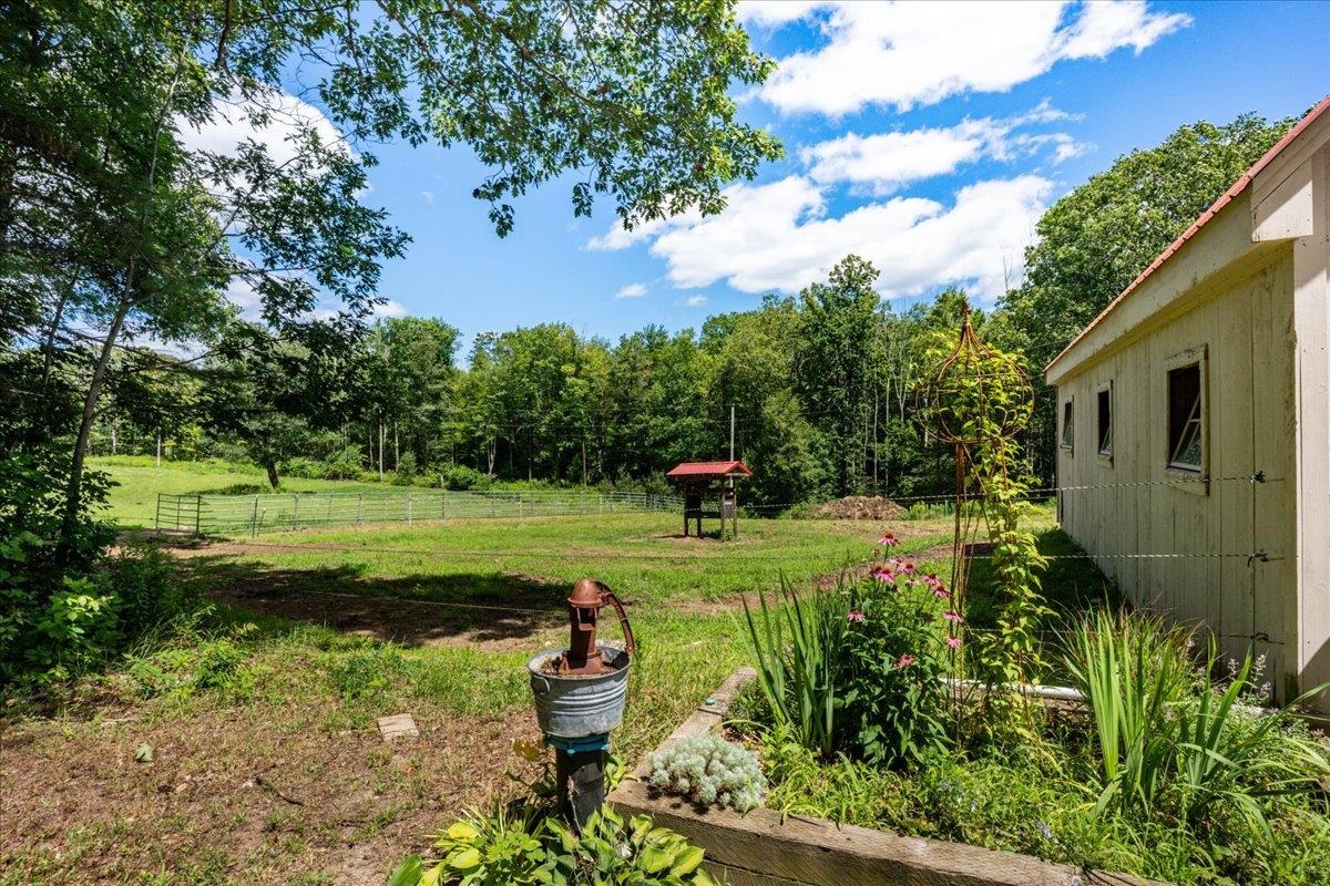 150 North Road Deerfield, NH 03037 - Photo 17 of 60